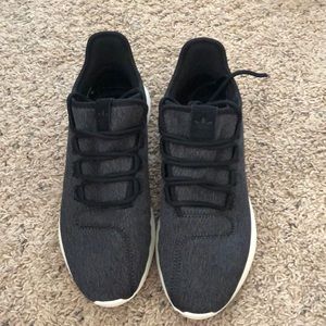 Adidas Tubular shadow